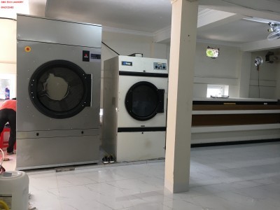 Nên sử dụng máy giặt công nghiệp nào cho khách sạn?